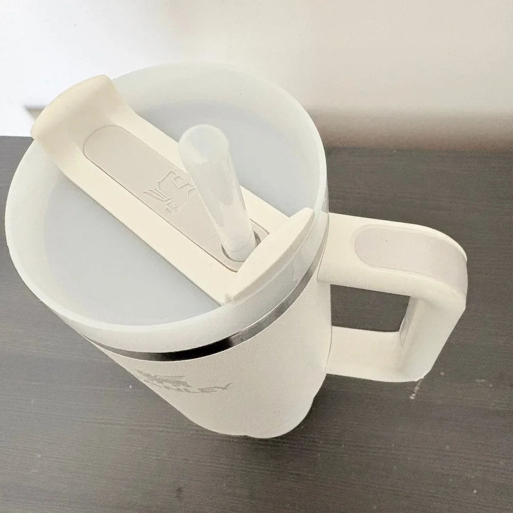Stanley Tumbler Quencher H2.0 40oz Cream Public Lands Insulated Cup Handle Straw - Picture 7 of 16
